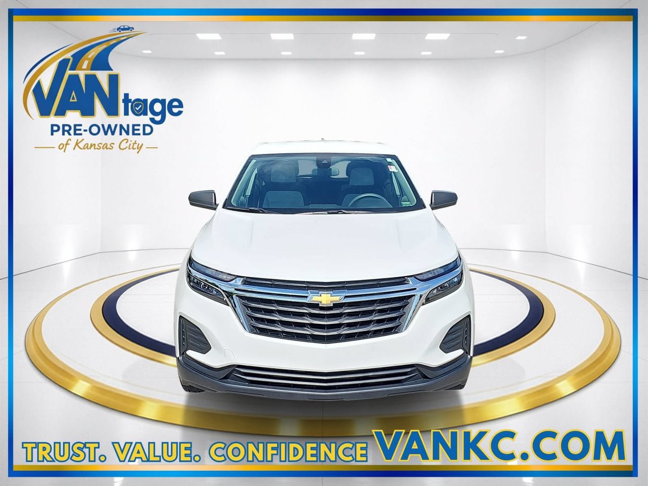 Used 2024 Chevrolet Equinox LS w/ LS Convenience Package AWD/4WD image 2