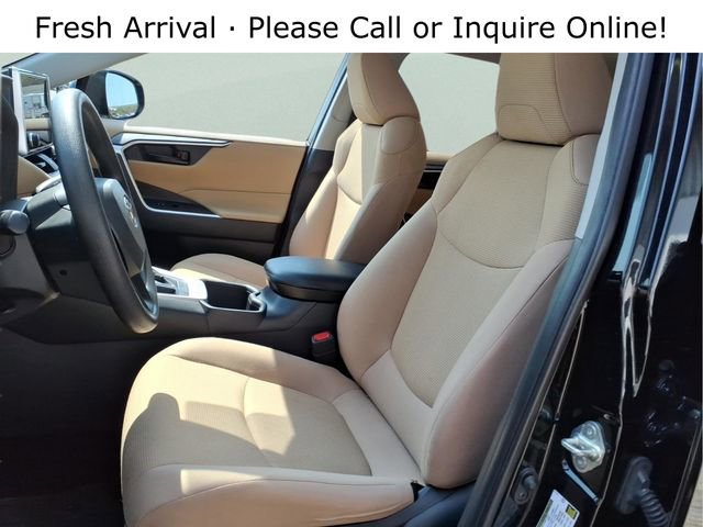 Used 2023 Toyota RAV4 LE image 12
