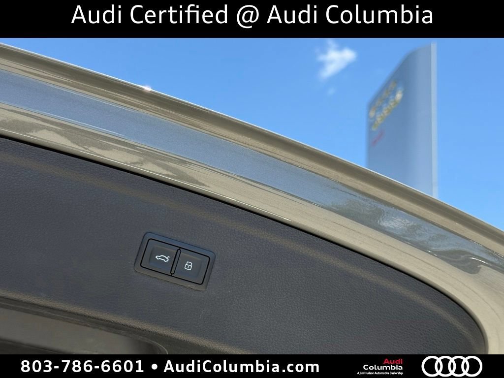Certified 2023 Audi SQ5 Premium Plus w/ Premium Plus Package AWD/4WD image 17