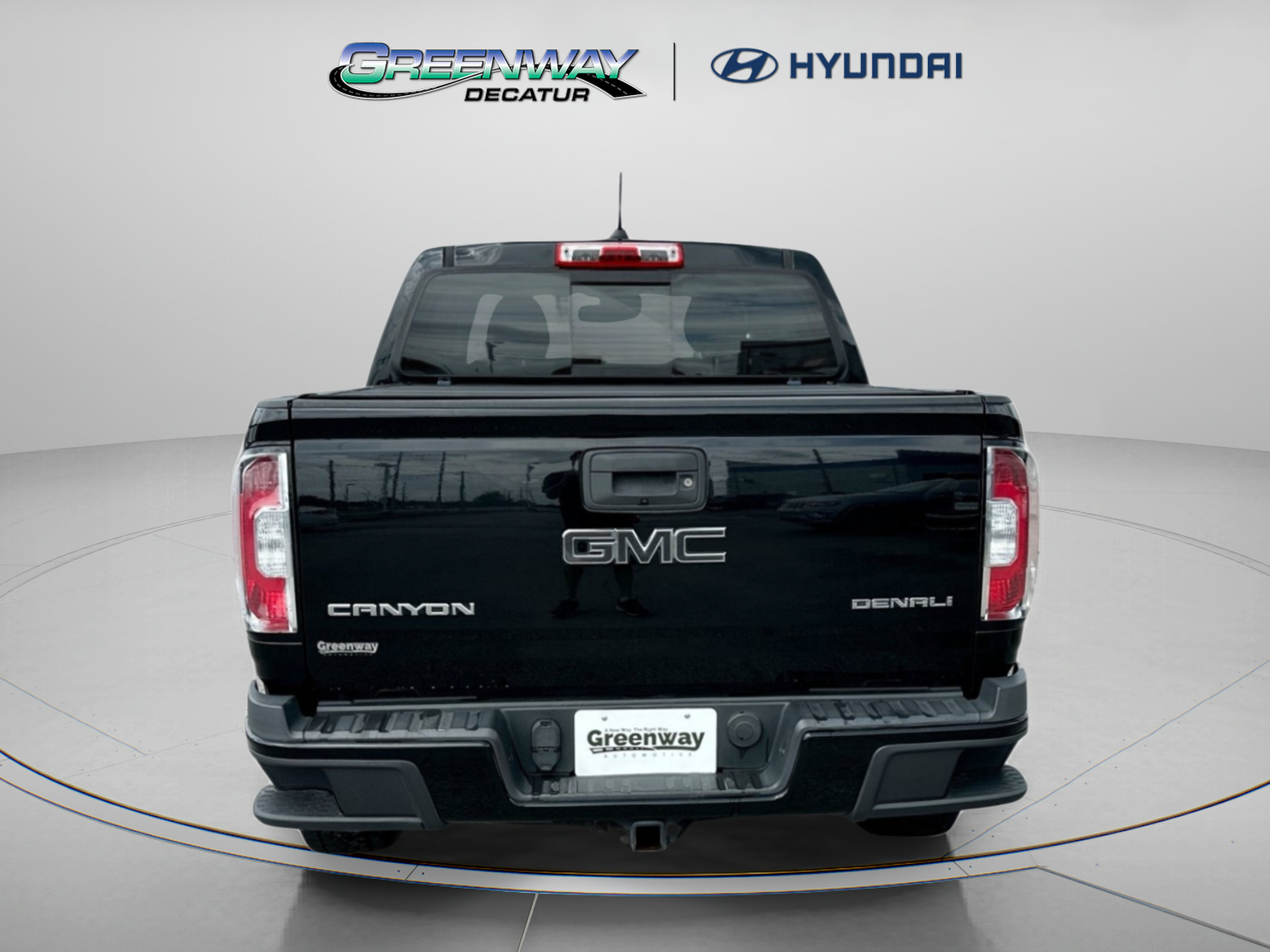 Used 2017 GMC Canyon Denali AWD/4WD image 6
