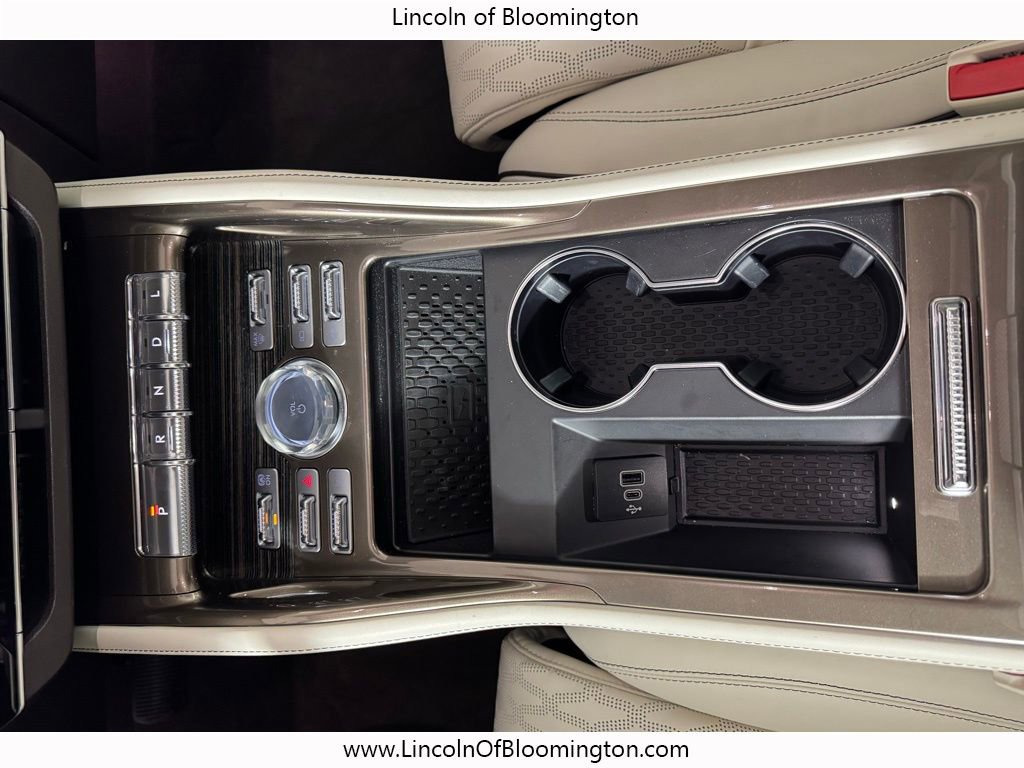 New 2024 Lincoln Nautilus Black Label w/ Jet Appearance Package (87T) image 42