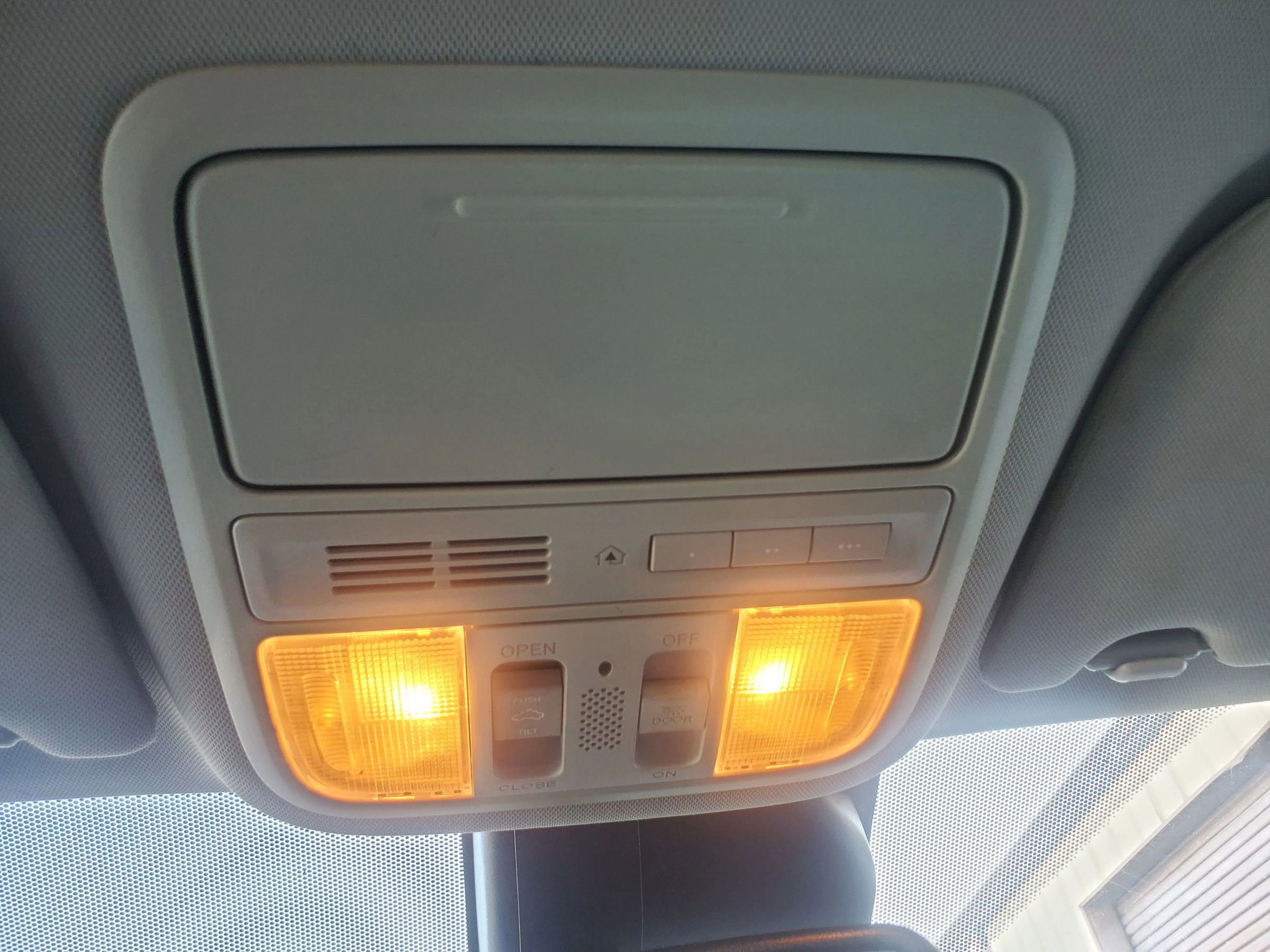 Used 2014 Honda Odyssey EX-L image 38