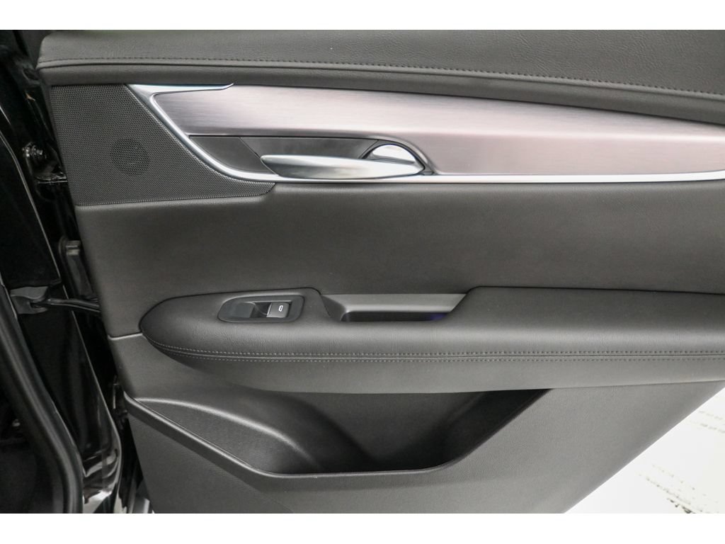 Used 2019 Cadillac XT5 Luxury FWD image 21