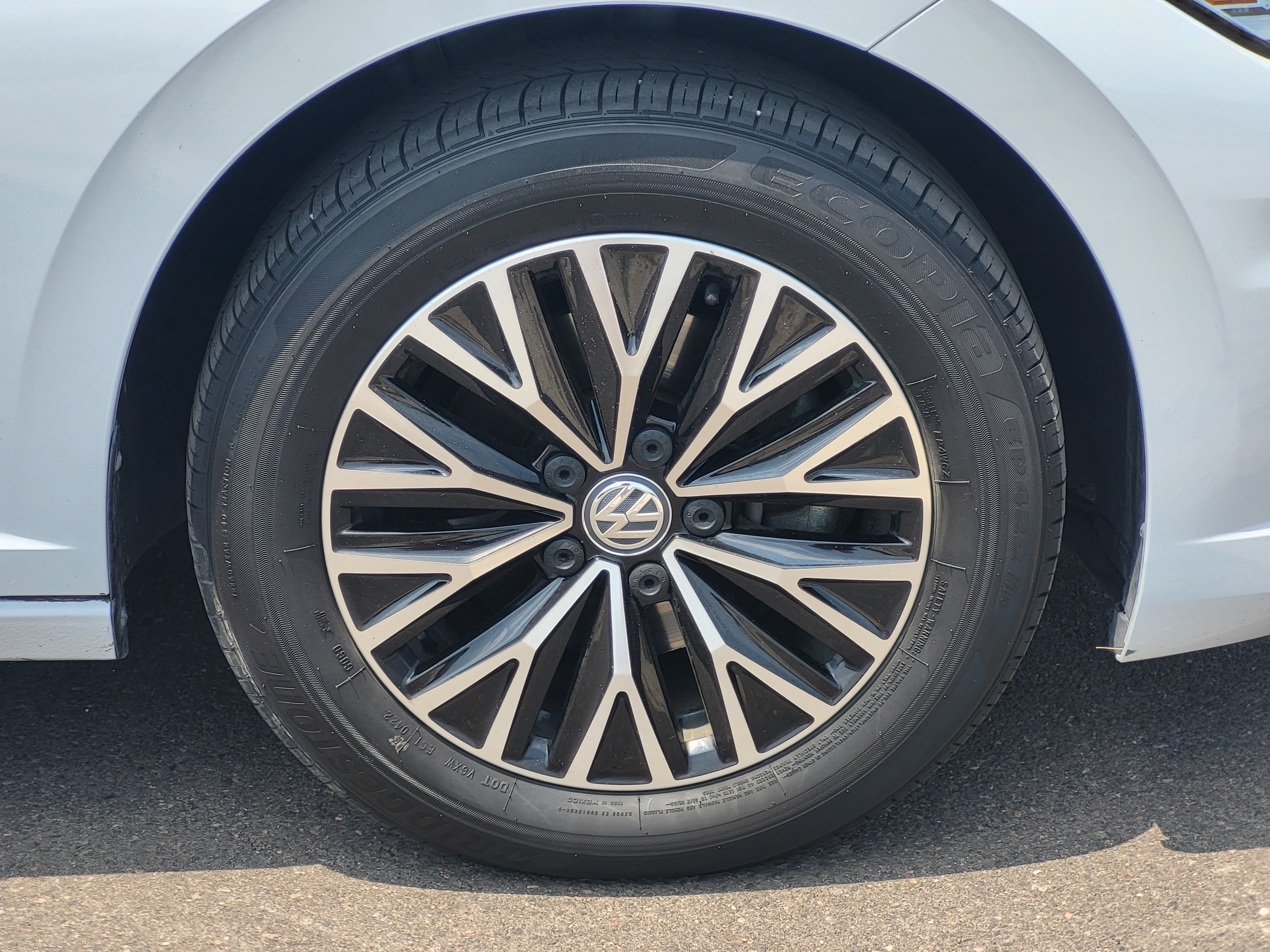 Used 2019 Volkswagen Jetta SEL FWD image 8