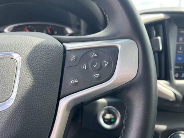 Used 2023 GMC Terrain SLT image 15