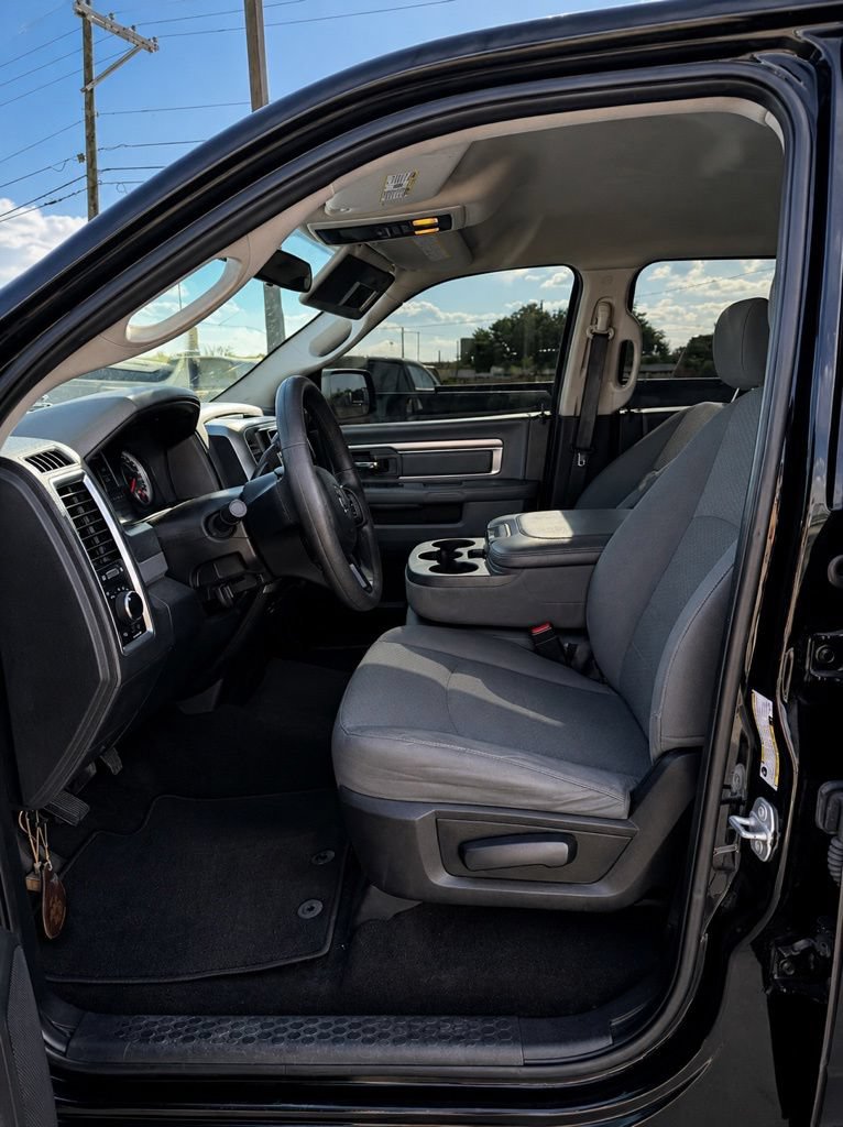 Used 2018 RAM 2500 SLT AWD/4WD image 5