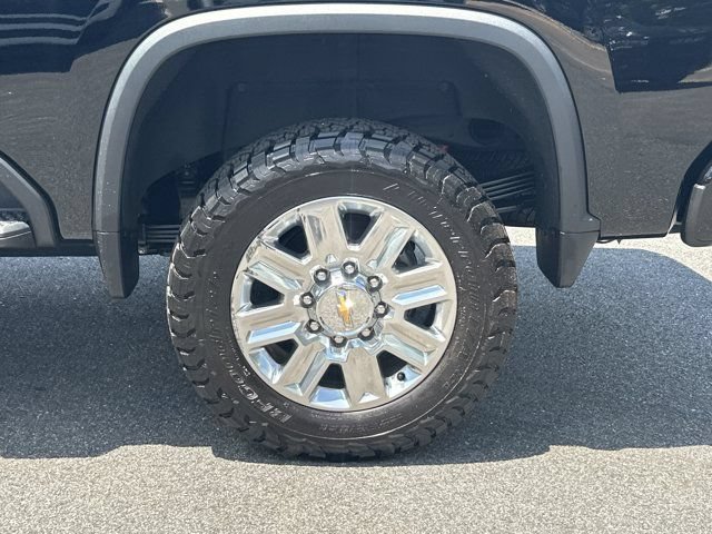 Used 2024 Chevrolet Silverado 2500 High Country w/ High Country Premium Package AWD/4WD image 21