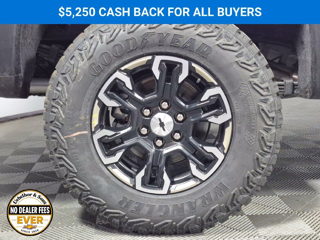 New 2026 Chevrolet Silverado 1500 ZR2 AWD/4WD image 25