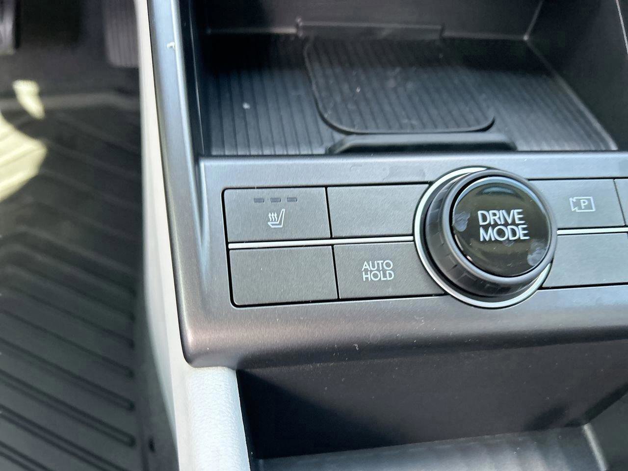 New 2026 Hyundai Kona SEL Premium FWD image 18