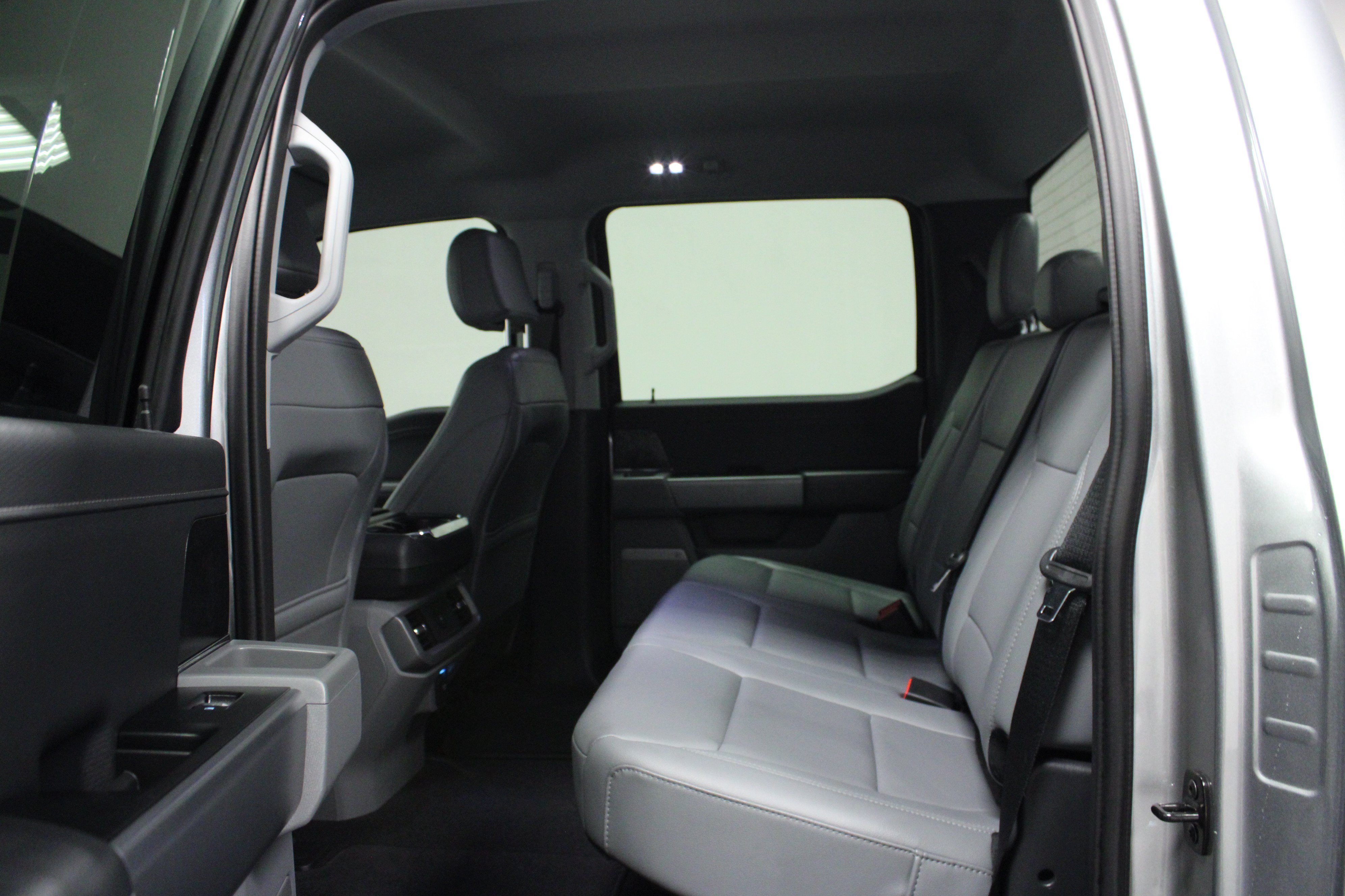 Used 2025 Ford F150 Lightning Flash AWD/4WD image 13