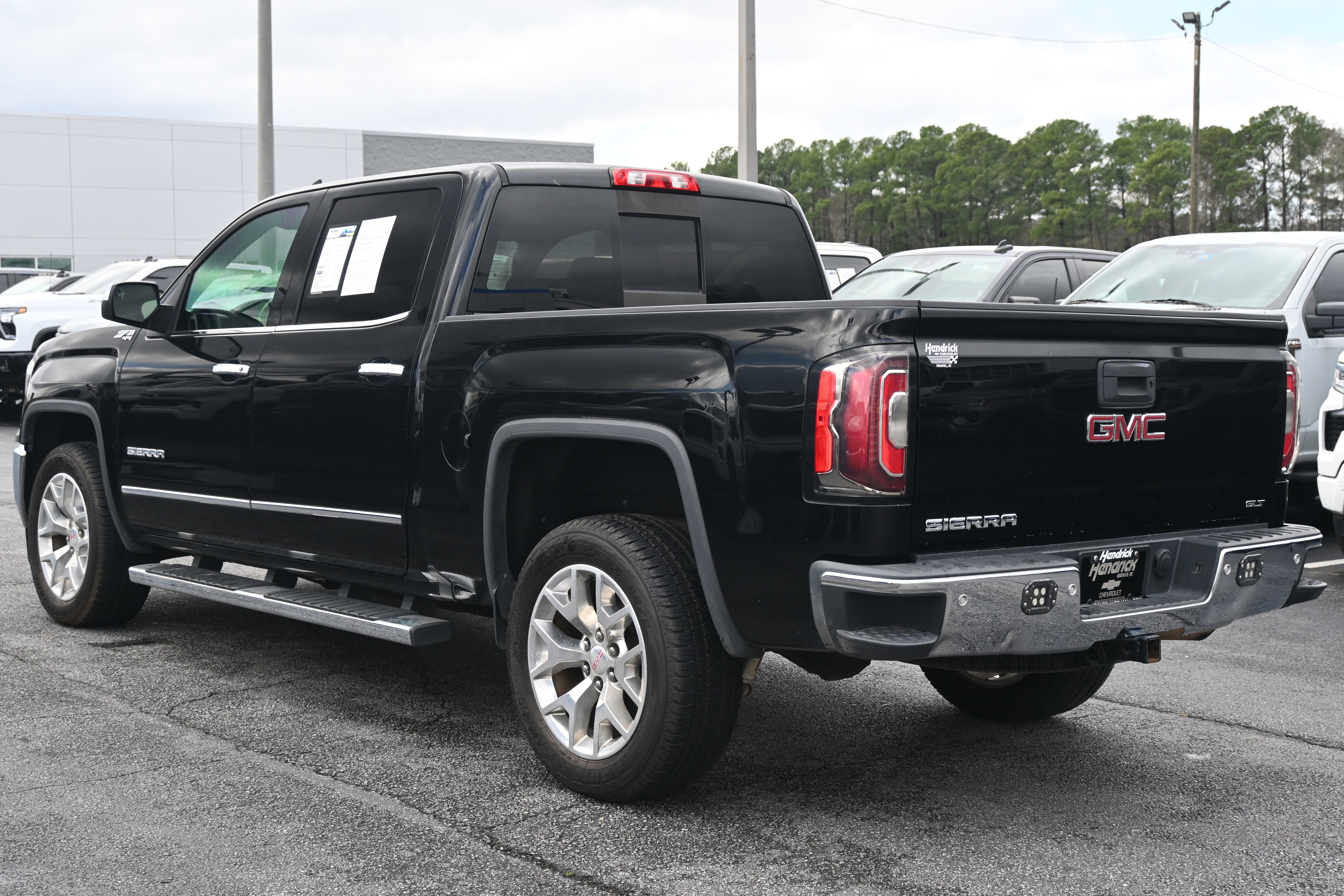 Used 2018 GMC Sierra 1500 SLT image 12