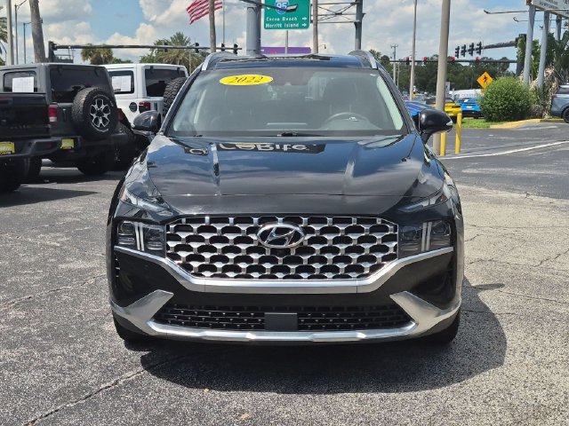 Used 2022 Hyundai Santa Fe Limited FWD image 2