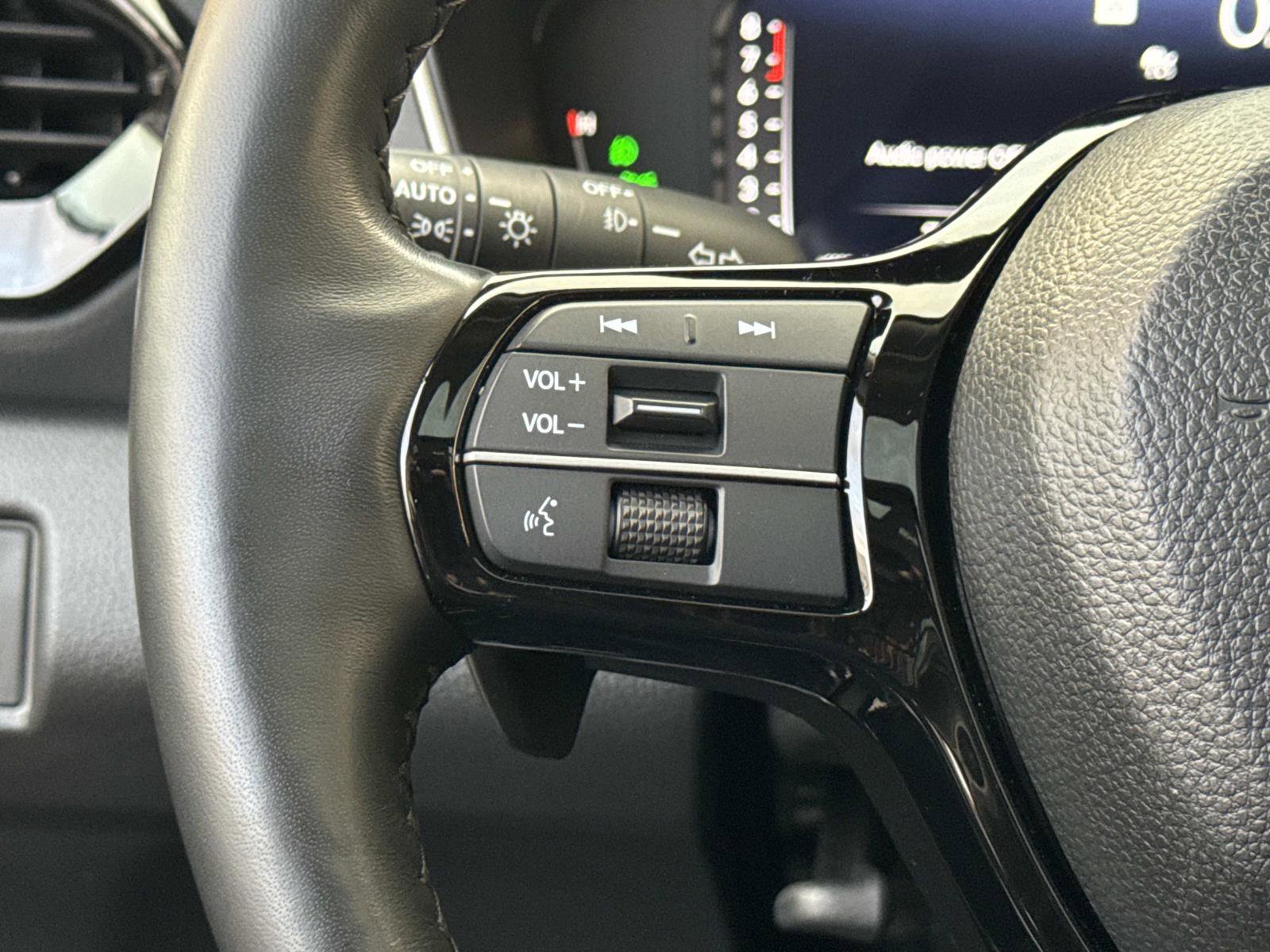 Used 2024 Honda Pilot Elite image 7