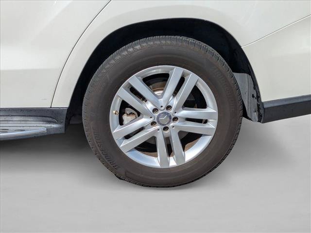 Used 2015 Mercedes-Benz GL 450 4MATIC image 23