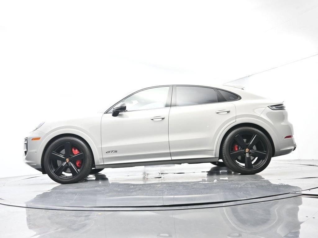 Certified 2026 Porsche Cayenne GTS AWD/4WD image 49