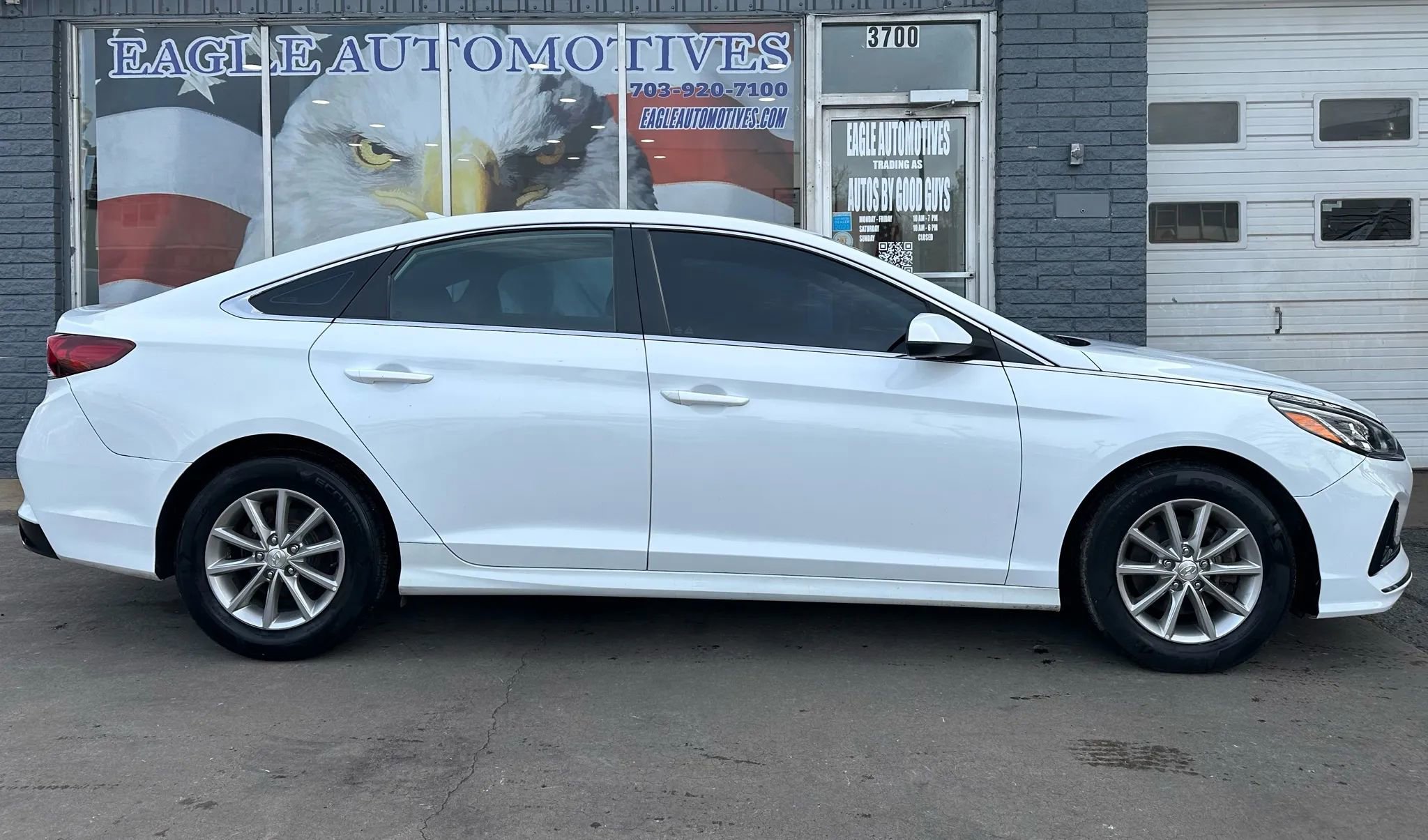 Used 2019 Hyundai Sonata SE image 2
