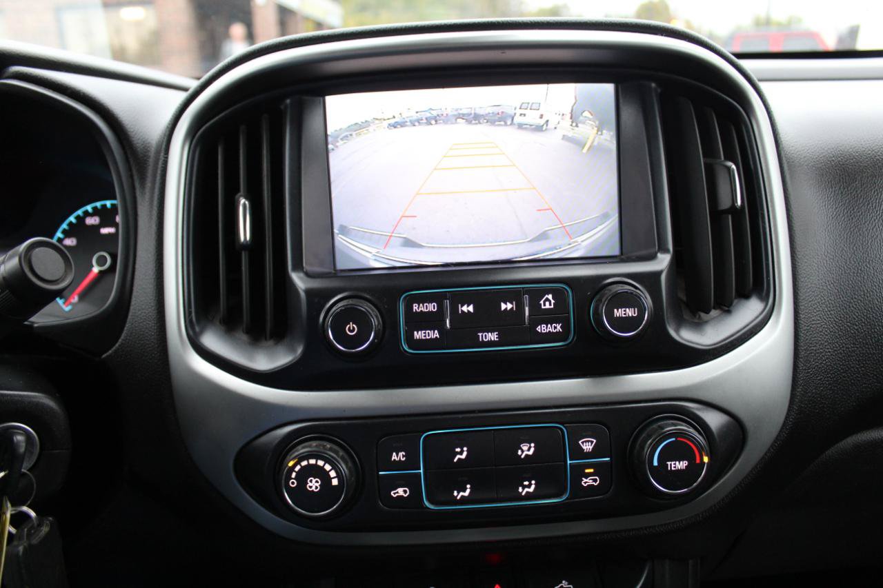 Used 2016 Chevrolet Colorado LT AWD/4WD image 16