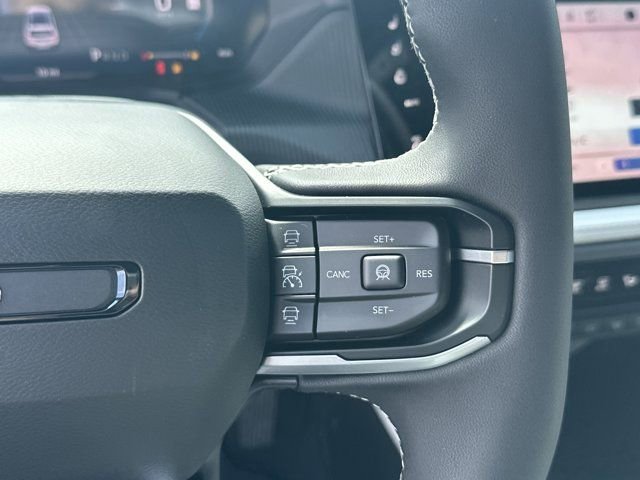 New 2026 Jeep Cherokee Overland image 25