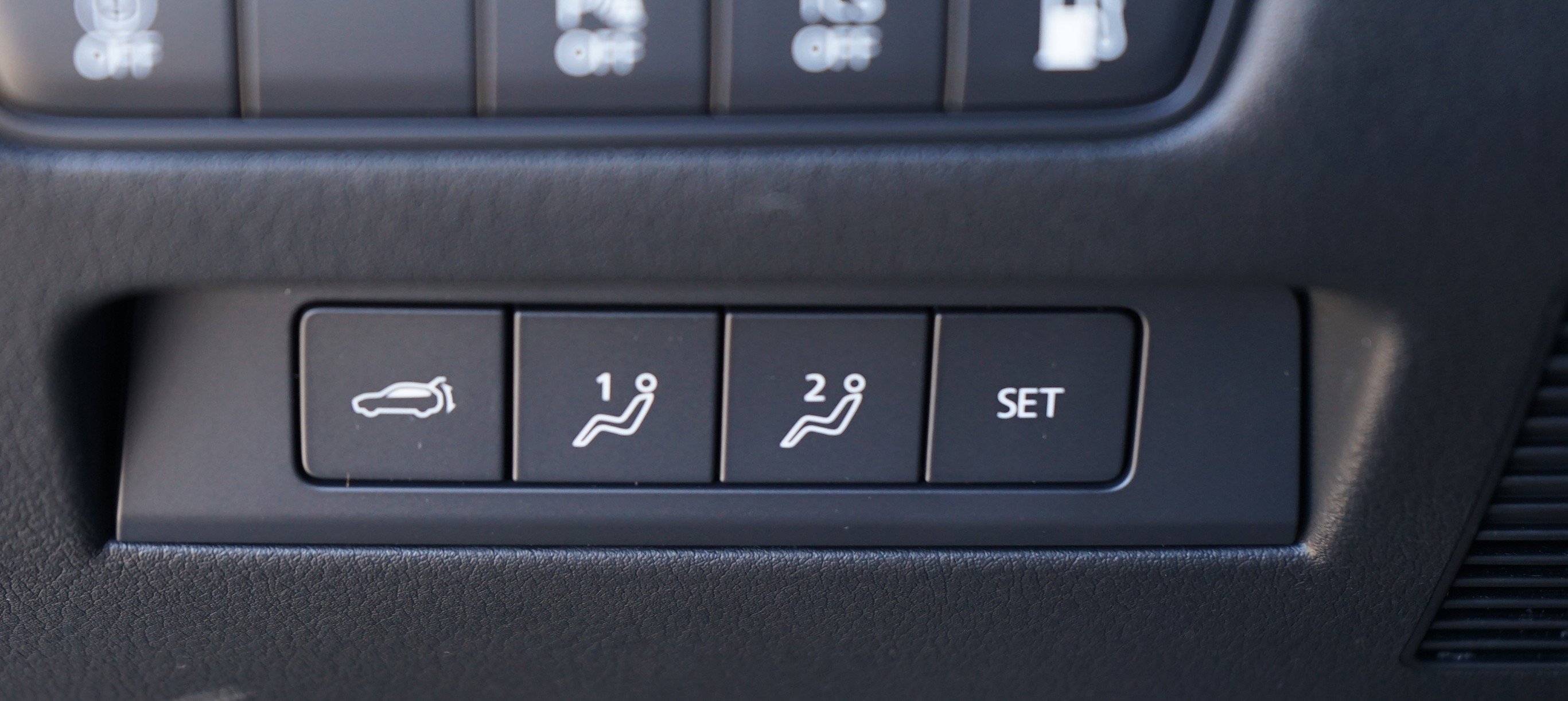 New 2026 MAZDA CX-50 AWD 2.5 Hybrid w/ Premium Pkg image 28