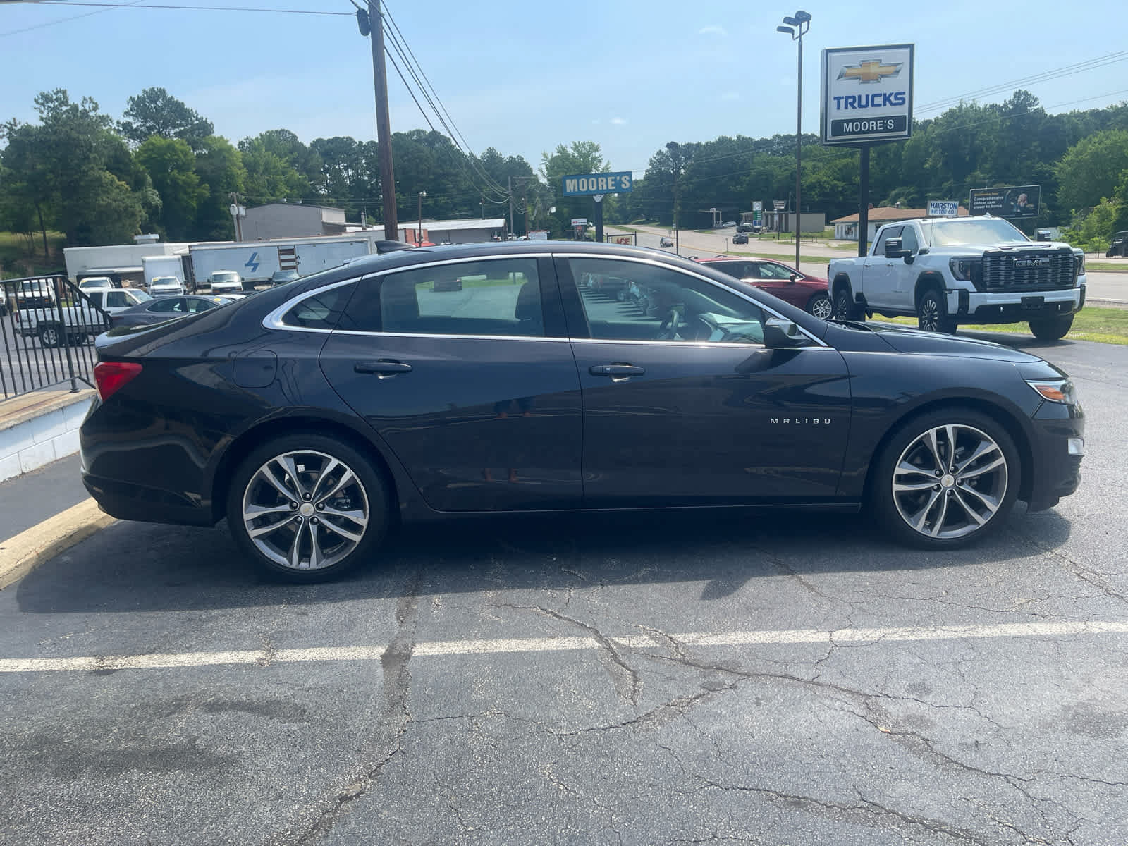 Used 2023 Chevrolet Malibu LT w/ Driver Confidence Package FWD image 7