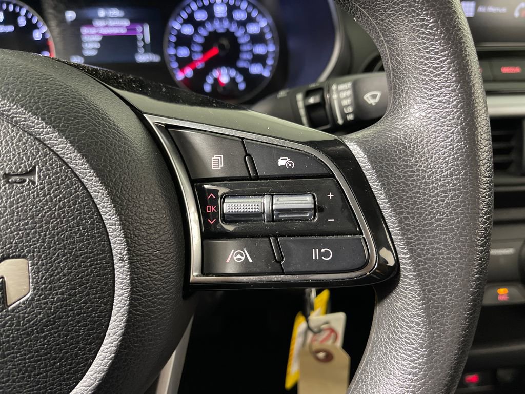 Used 2024 Kia Forte LXS FWD image 29