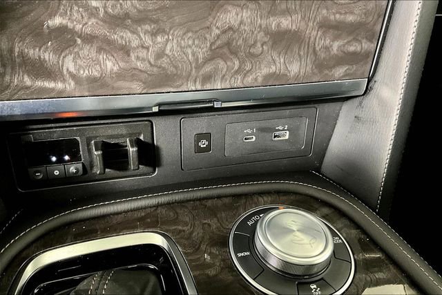 Used 2024 Nissan Armada Platinum w/ Cargo Package image 34