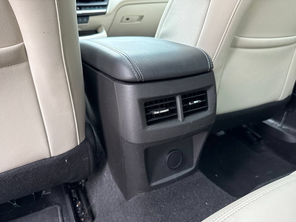 Used 2022 Cadillac CT4 Luxury w/ Sun And Sound Package RWD image 24
