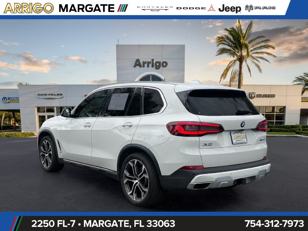 Used 2022 BMW X5 sDrive40i w/ Premium Package RWD image 5