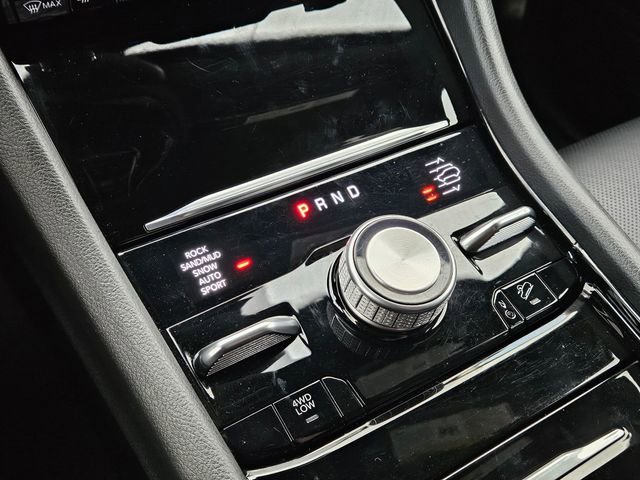 Used 2024 Jeep Grand Cherokee L Summit w/ High Altitude Package image 19