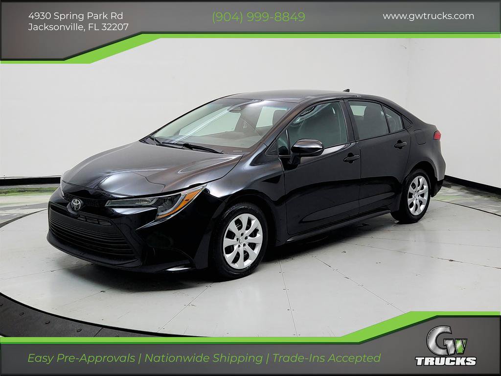 Used 2026 Toyota Corolla LE FWD image 1