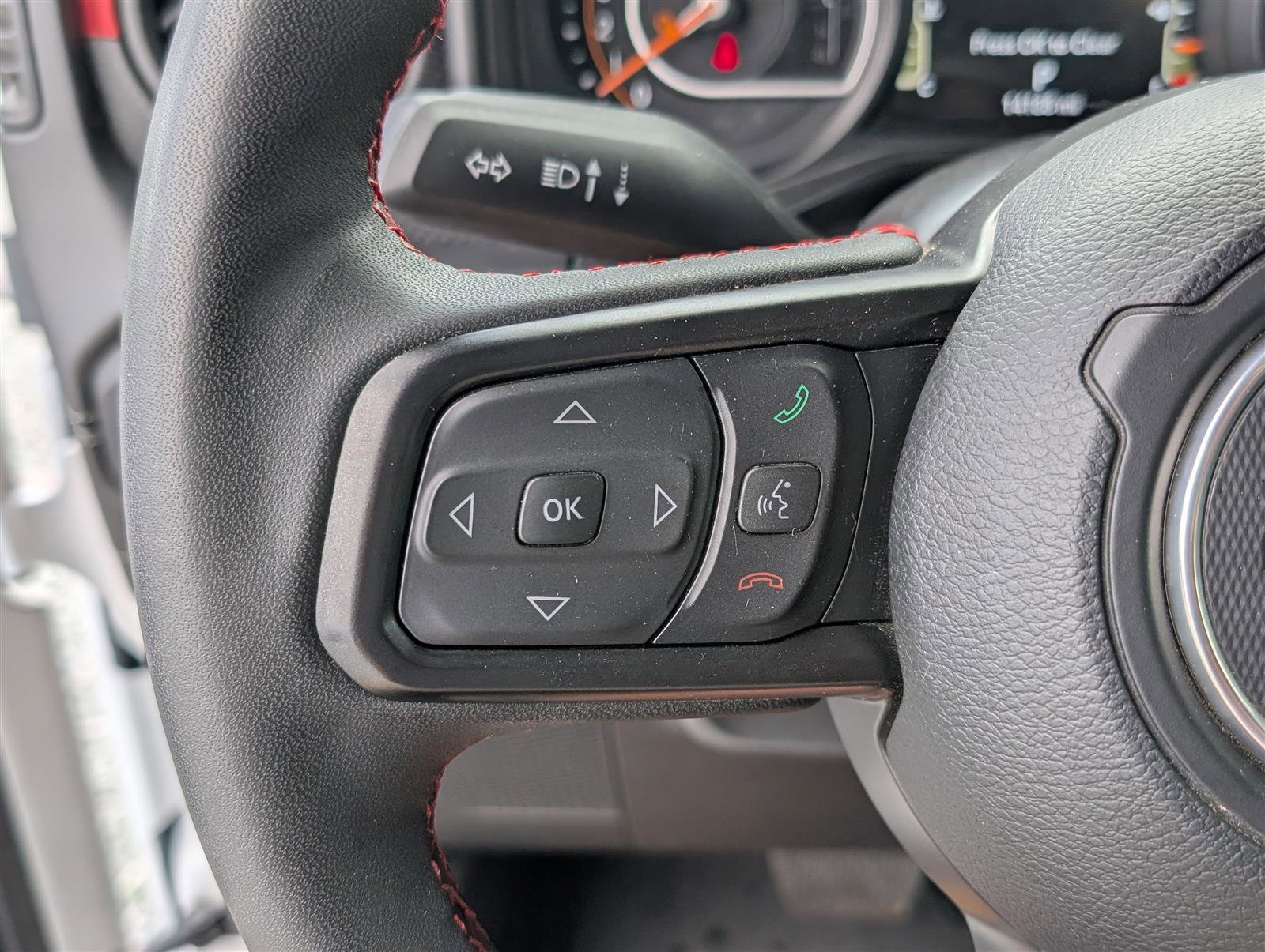 Used 2024 Jeep Gladiator Rubicon image 24