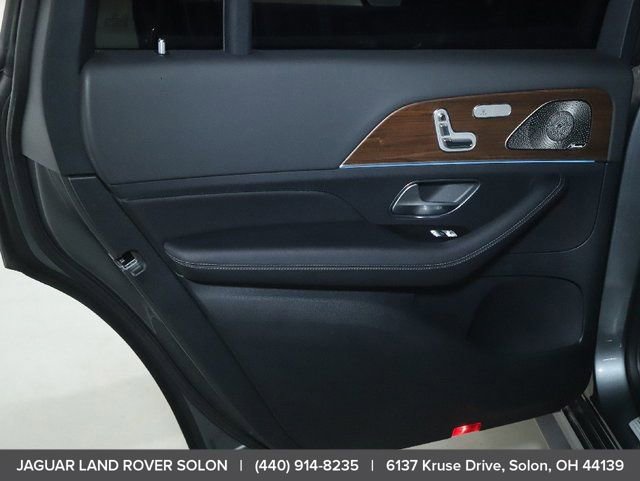 Used 2025 Mercedes-Benz GLS 450 4MATIC image 35