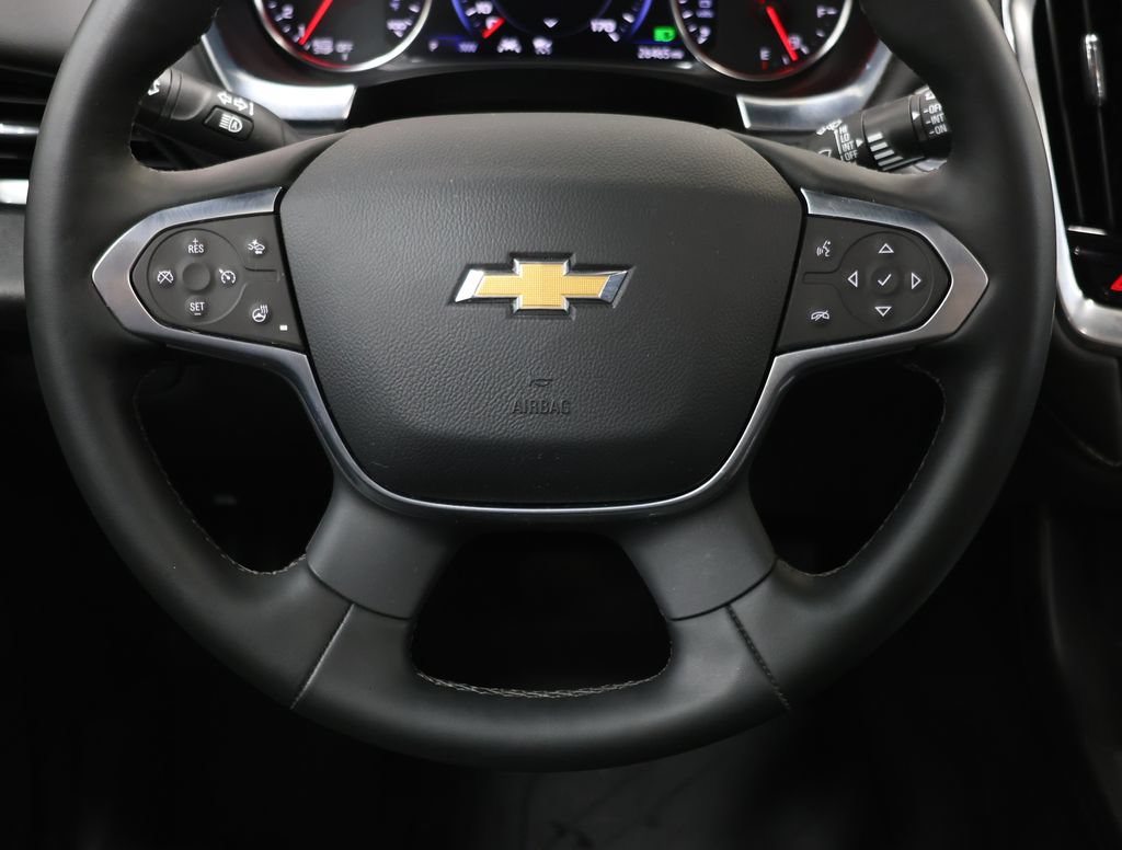 Used 2023 Chevrolet Traverse Premier AWD/4WD image 17