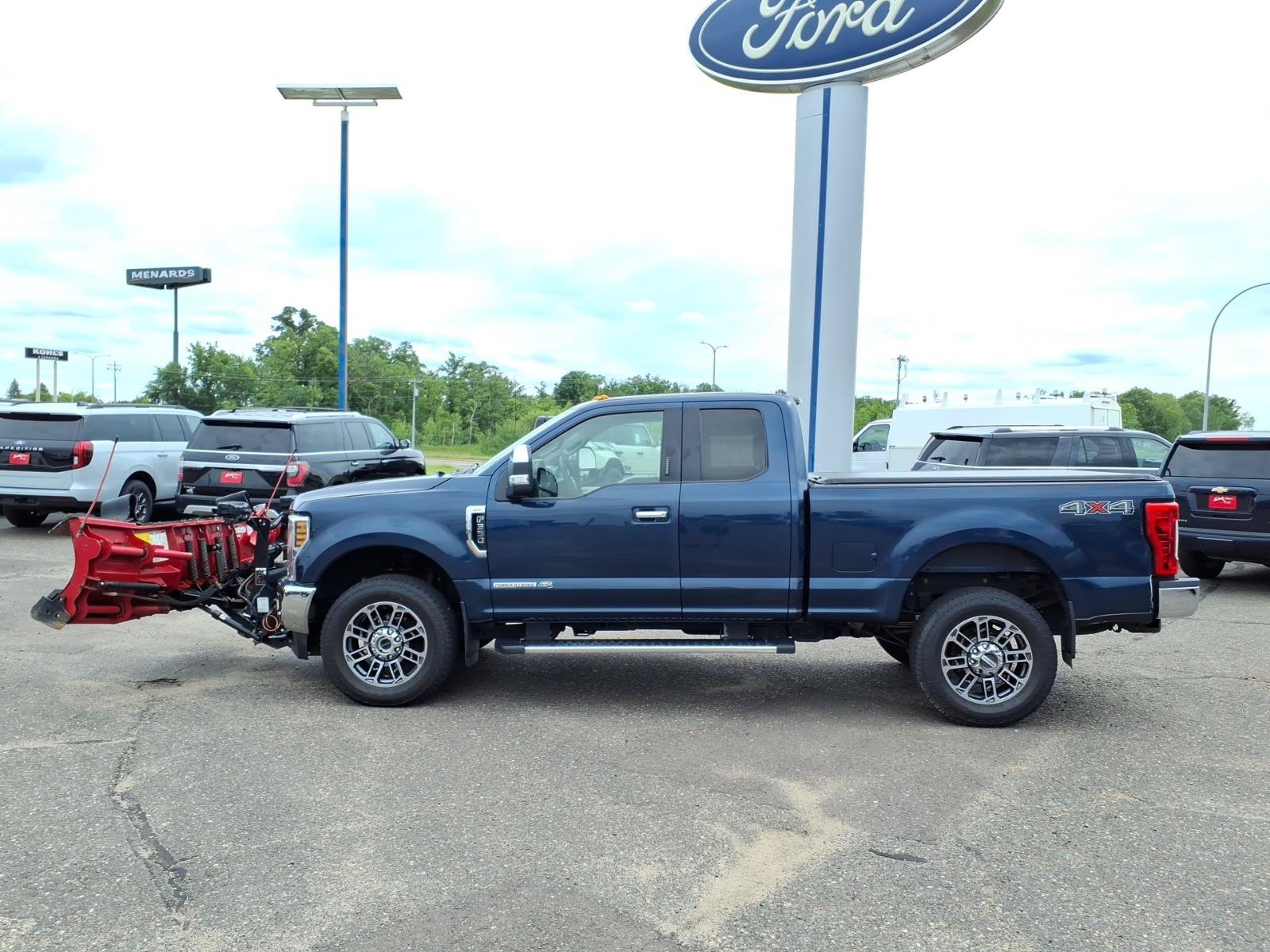 Certified 2019 Ford F350 XLT w/ XLT Premium Package AWD/4WD video 2