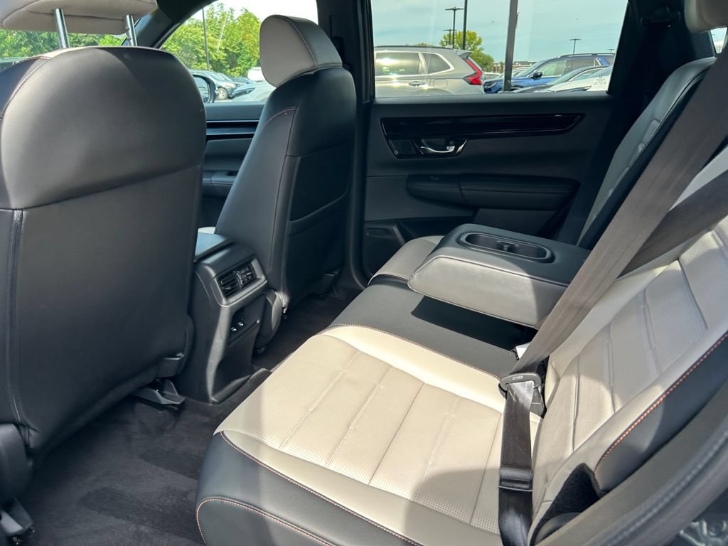 Used 2024 Honda CR-V Sport Touring image 26