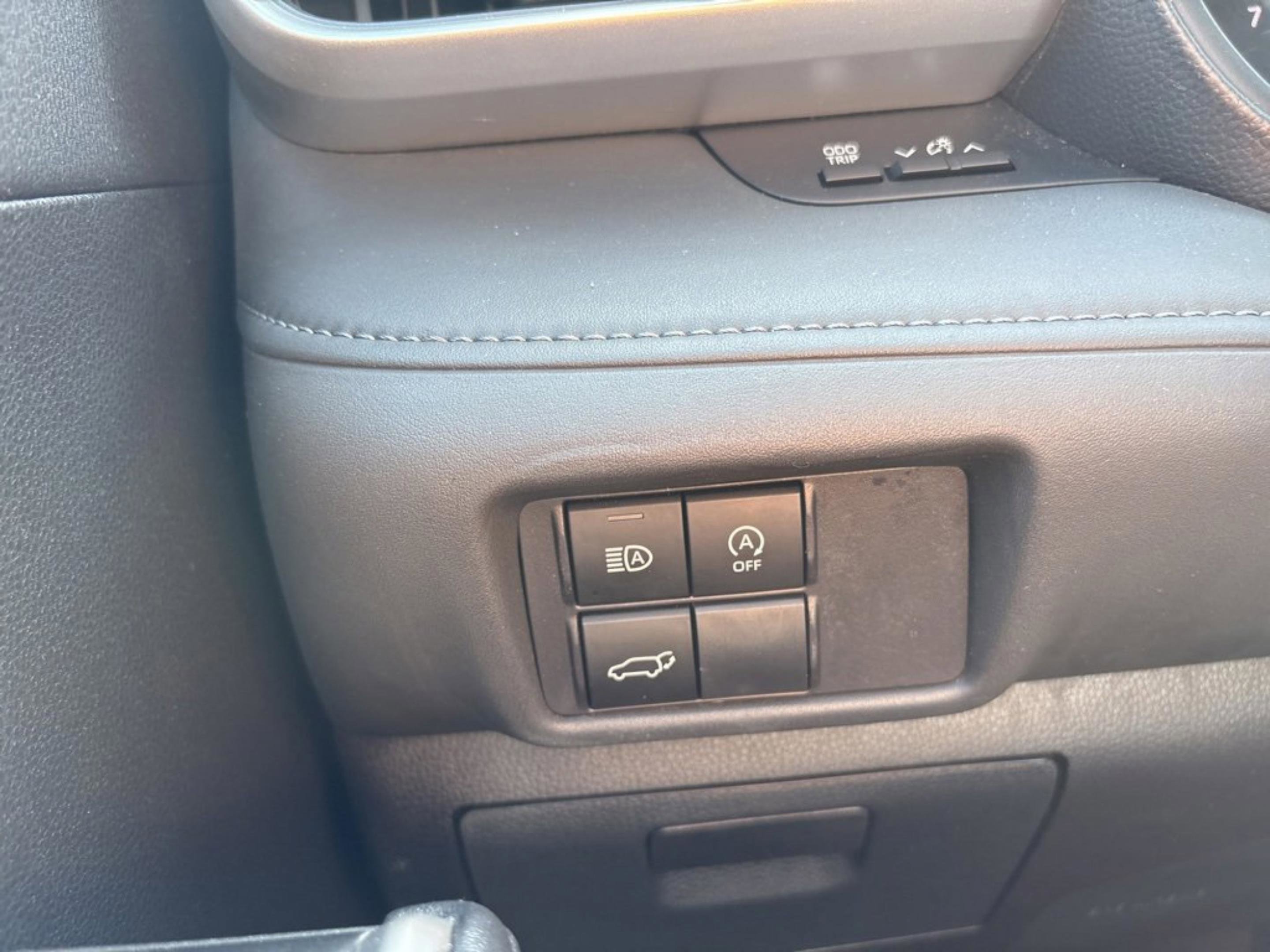 Certified 2024 Toyota Highlander LE image 16