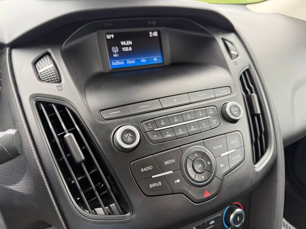 Certified 2018 Ford Focus SE image 22