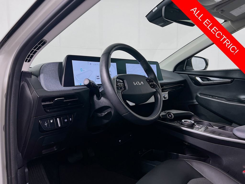 Certified 2024 Kia EV6 Light AWD/4WD image 10