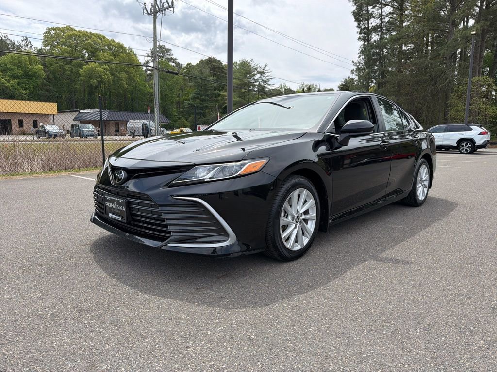 Used 2024 Toyota Camry LE FWD image 2
