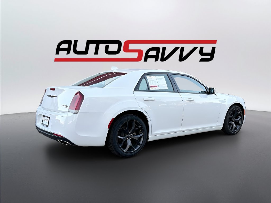 Used 2023 Chrysler 300 S RWD image 7