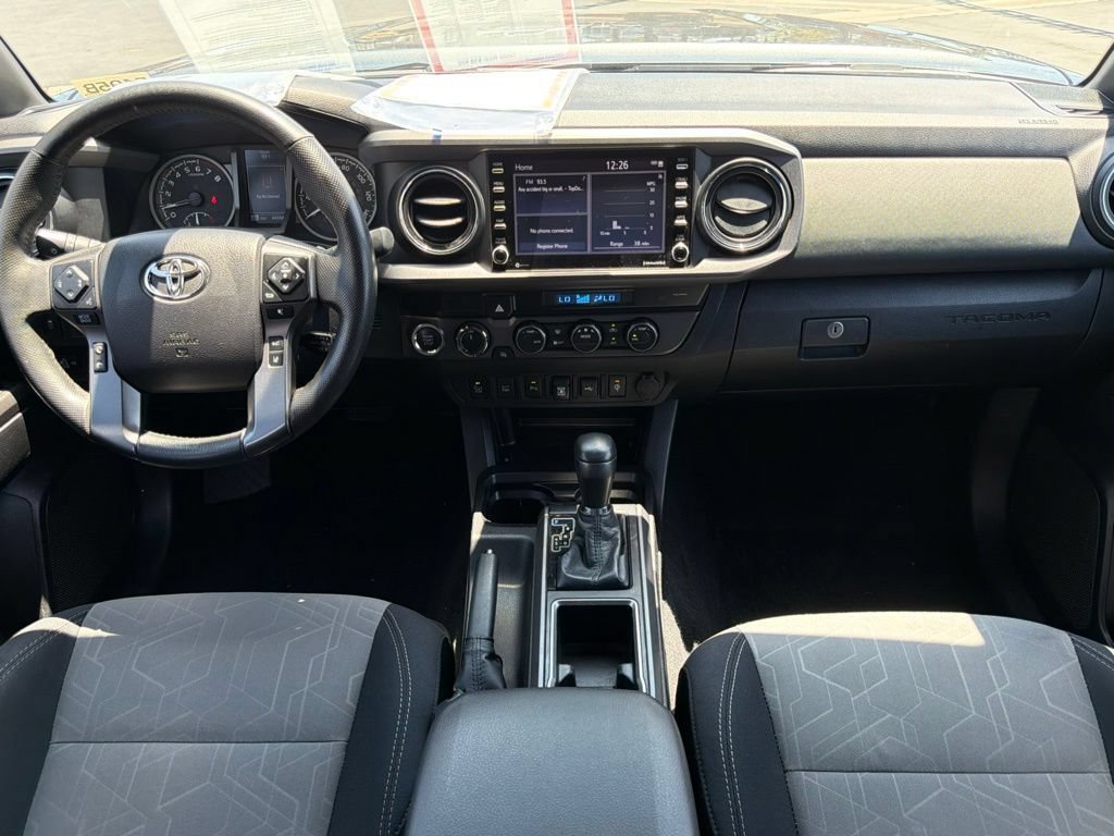 Certified 2021 Toyota Tacoma TRD Off-Road w/ Technology Package AWD/4WD image 33