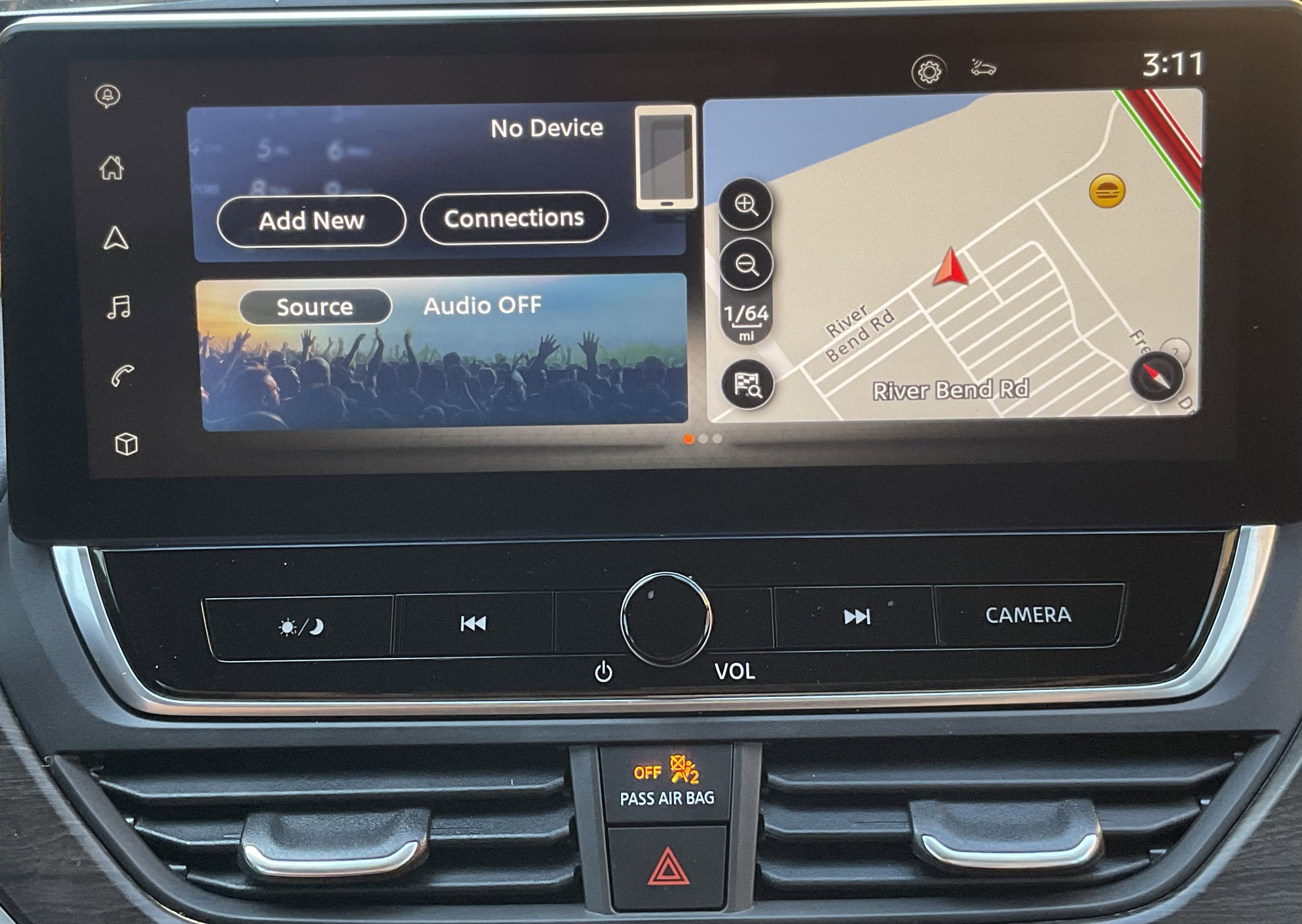 Used 2023 Nissan Altima 2.5 SV w/ SV Premium Package image 15