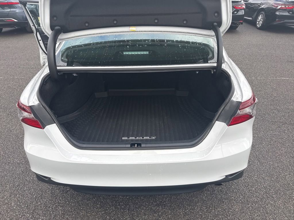 Used 2023 Toyota Camry LE image 16