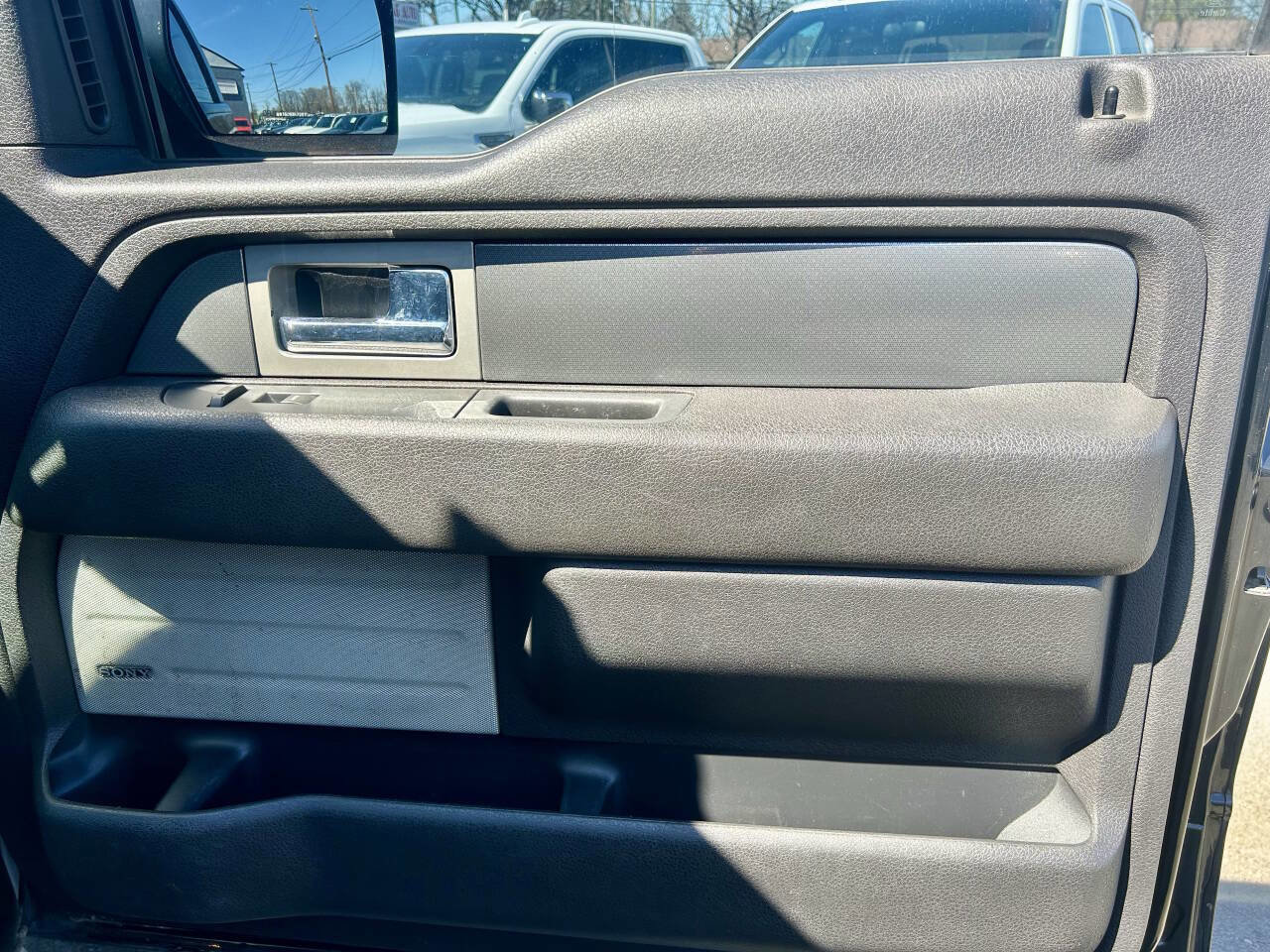 Used 2011 Ford F150 Raptor w/ Raptor Luxury Pkg image 17