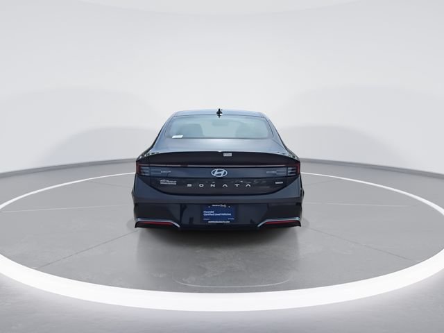 Certified 2025 Hyundai Sonata SEL AWD/4WD image 7