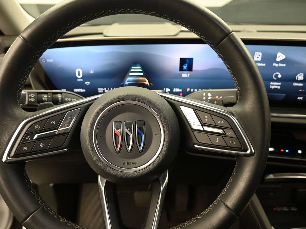 Certified 2025 Buick Envision Preferred image 18