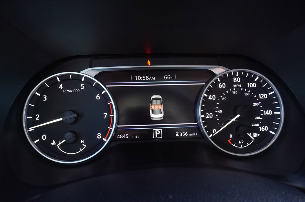 Certified 2025 Nissan Sentra SV image 20