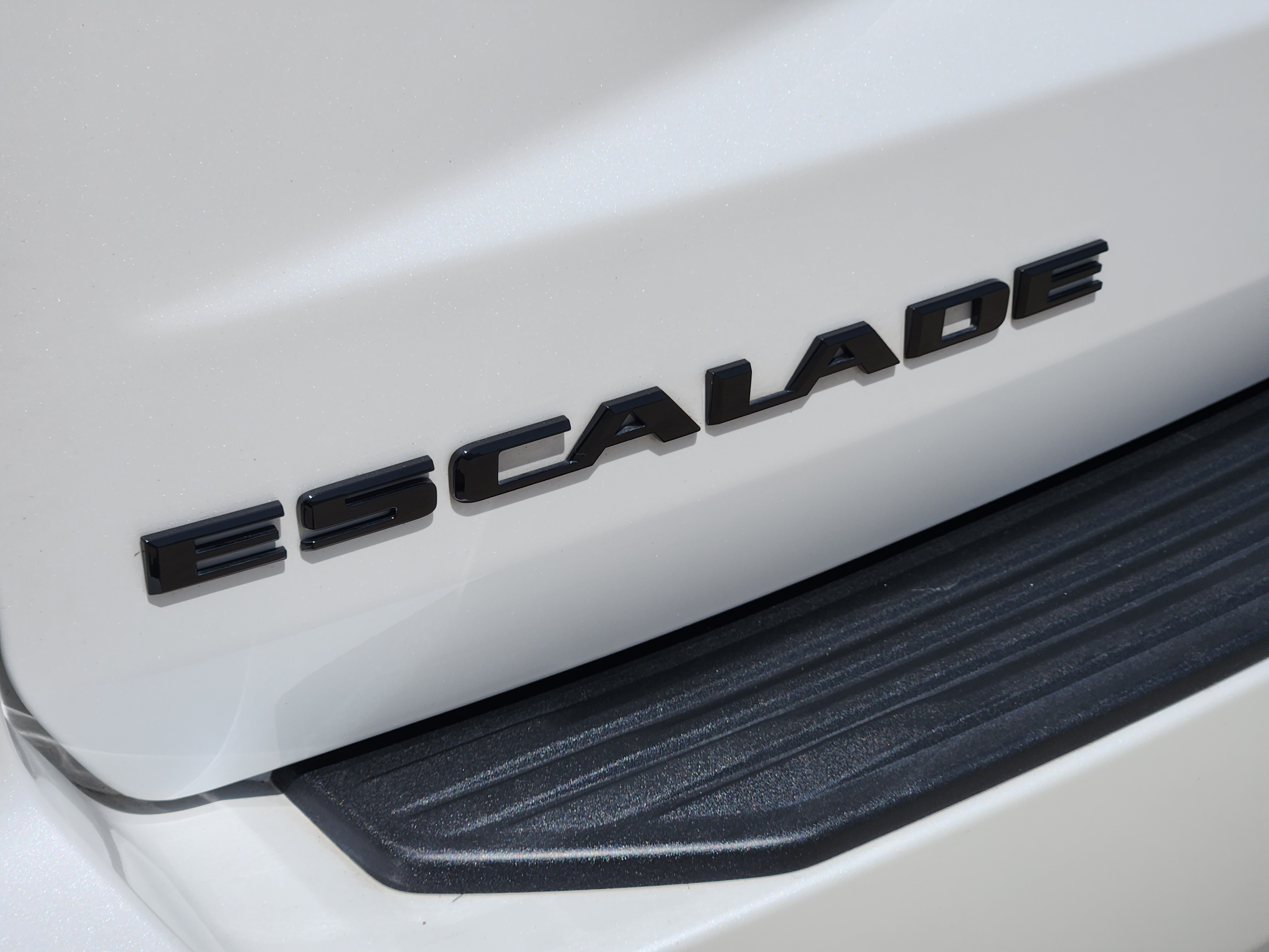 Used 2022 Cadillac Escalade Sport w/ Touring Package AWD/4WD image 36