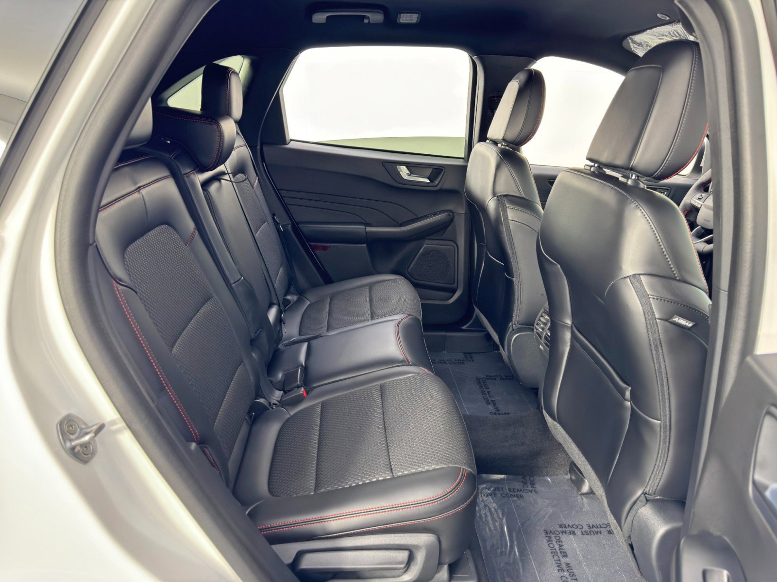 Used 2024 Ford Escape ST-Line Select image 34