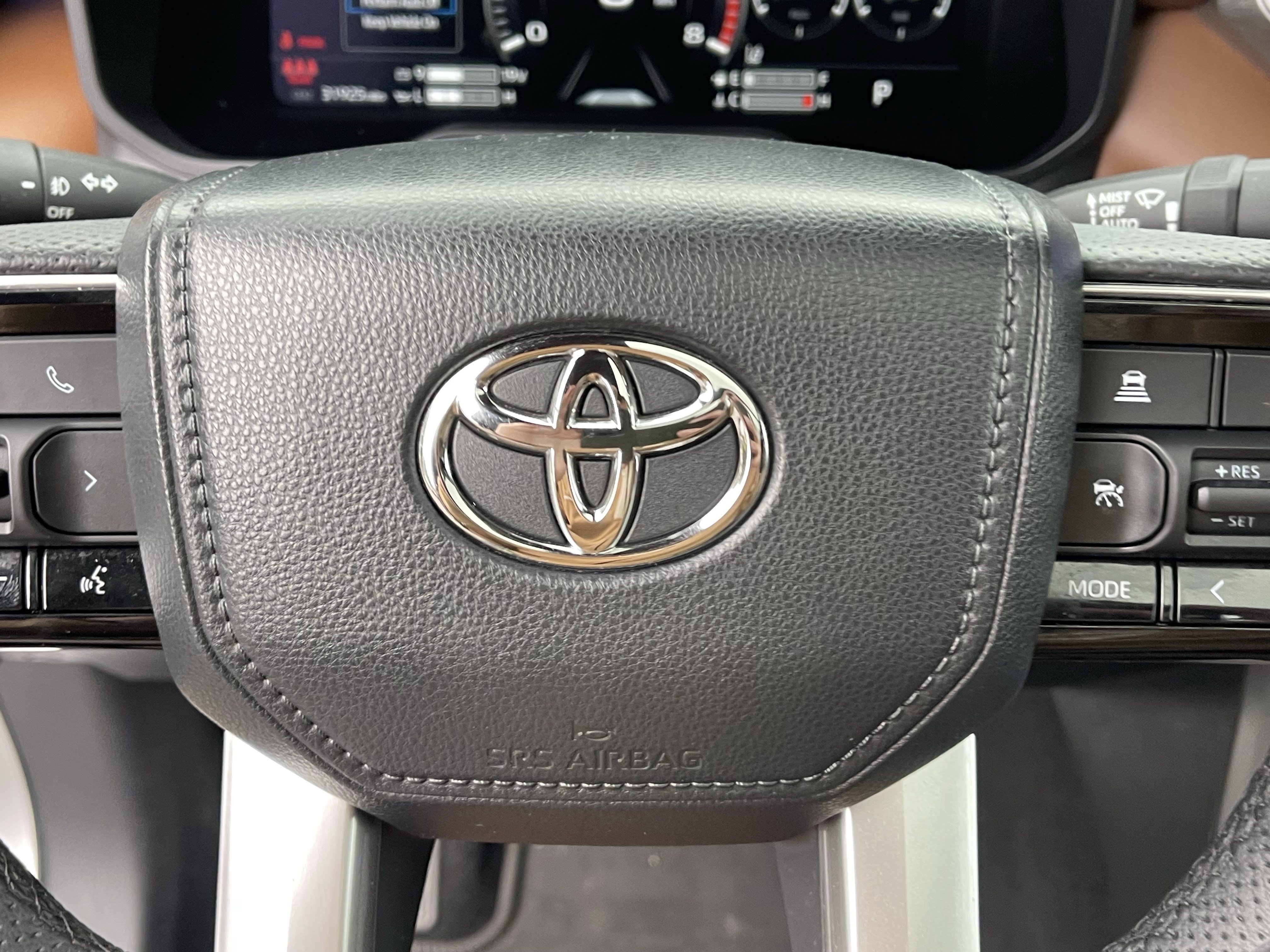 Used 2022 Toyota Tundra 1794 Edition w/ TRD Off-Road Package AWD/4WD image 21